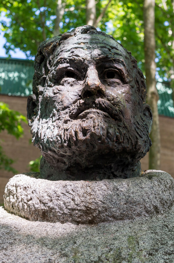 Ernest Hemingway Statue outside of Pamplona bull ring (Spain)